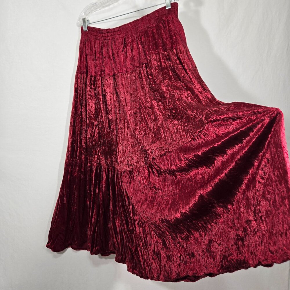 U.S.A Vintage CLIO II 80s Y2K Red Shiny Velvet Tiered Flowy Maxi Skirt Women 2X. - Picture 5 of 17